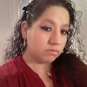 Meet your Posher, Miriam